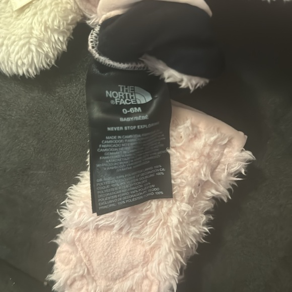 Infant Northface Winter Bundle - Picture 9 of 9